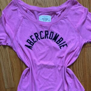 Vintage y2k 2000s/2010s Abercrombie & Fitch 3/4 sleeve pink tee size medium